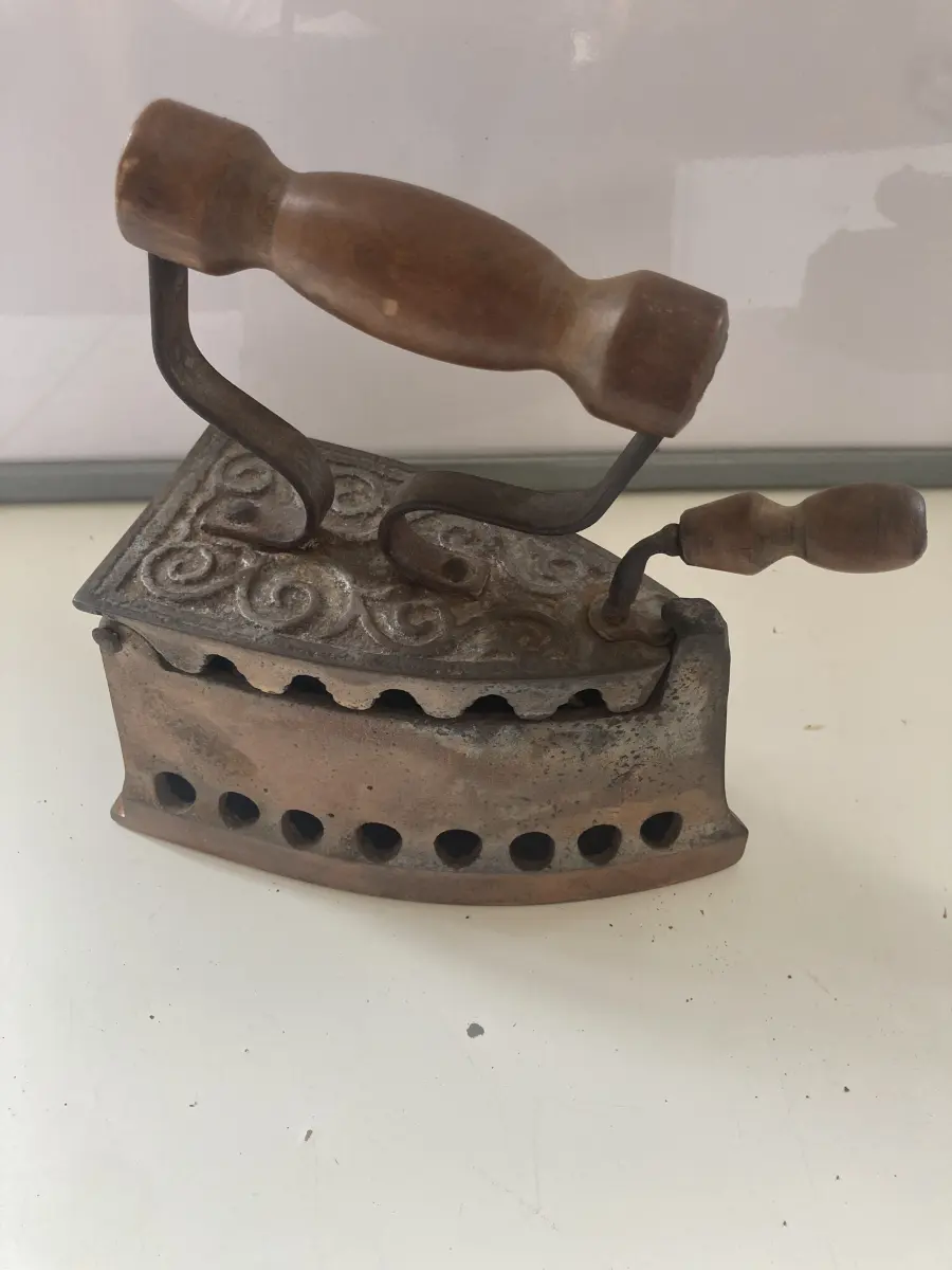 ferro da stiro vintage (SCONTATO)