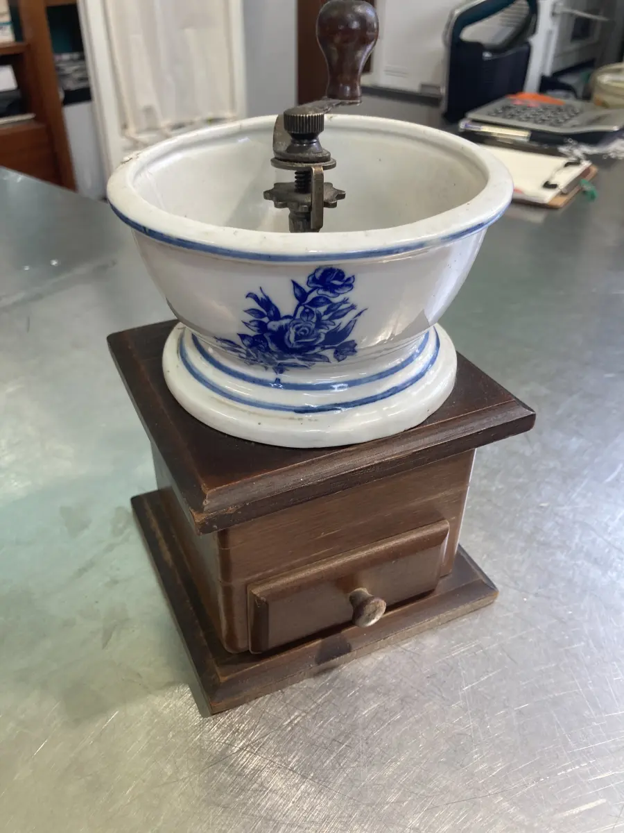 MACININO DA CAFFÈ VINTAGE LEGNO/CERAMICA (SCONTATO)