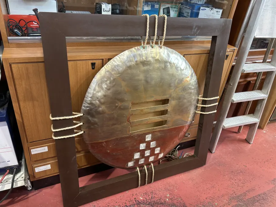 lampada decorativa forma scudo (SCONTATO)