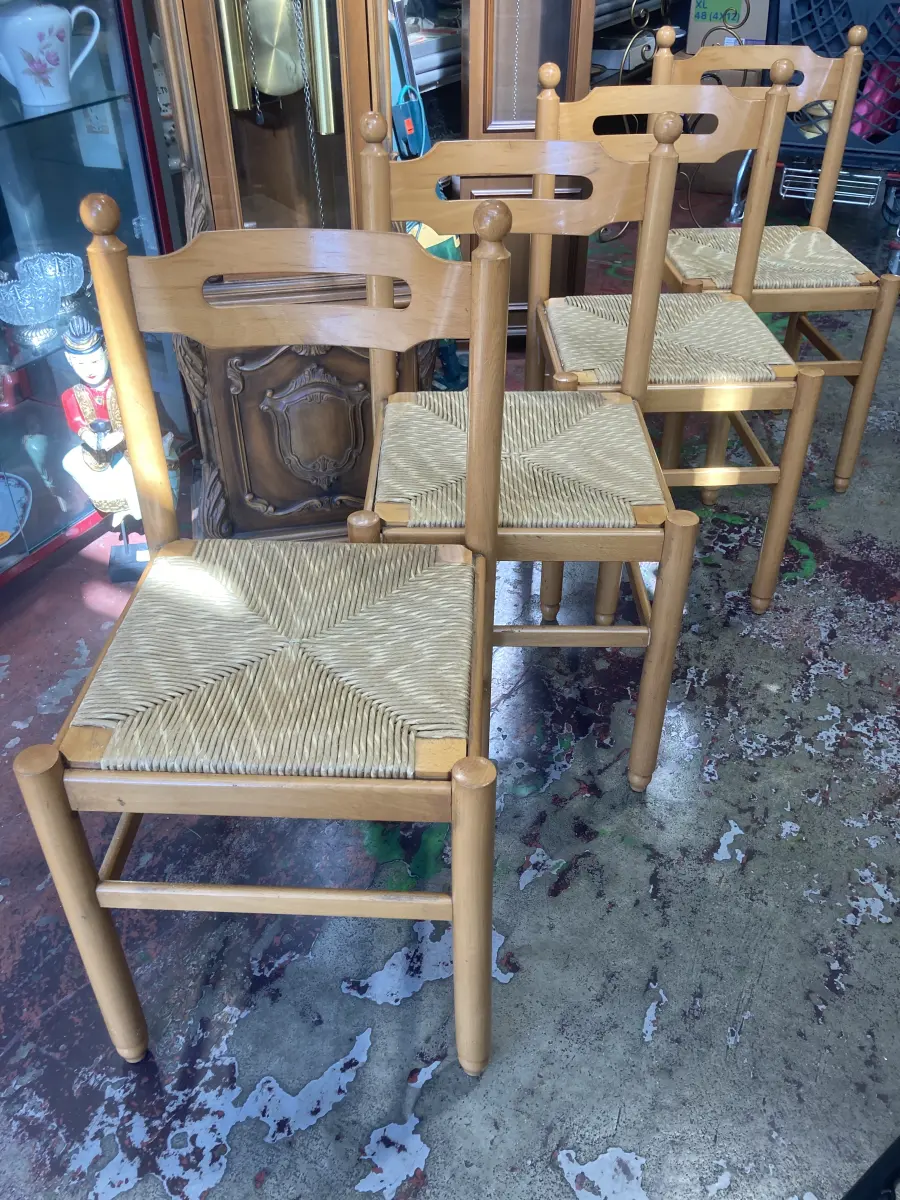 4 SEDIE SEDUTA IMPAGLIATA IN LEGNO (SCONTATO)