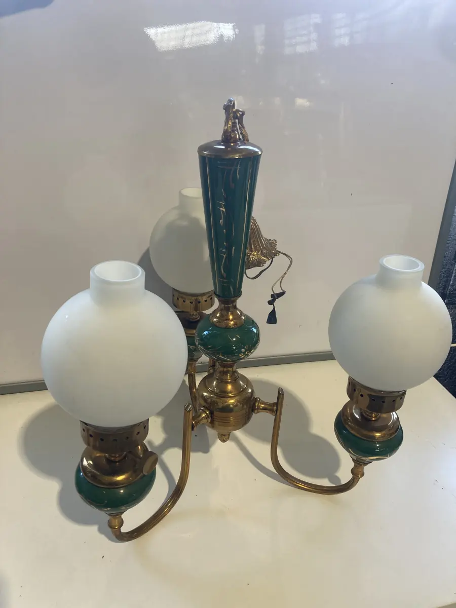 LAMPADARIO A BRACCI PETROLIO 3 LUCI (SCONTATO)