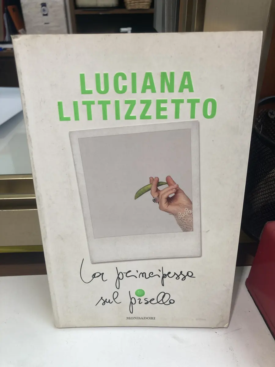 LIBRO La principessa sul pisello - Luciana Letizzetto