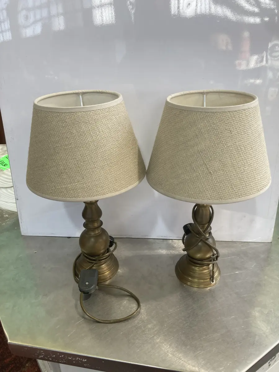 coppia lampade da tavola in ottone