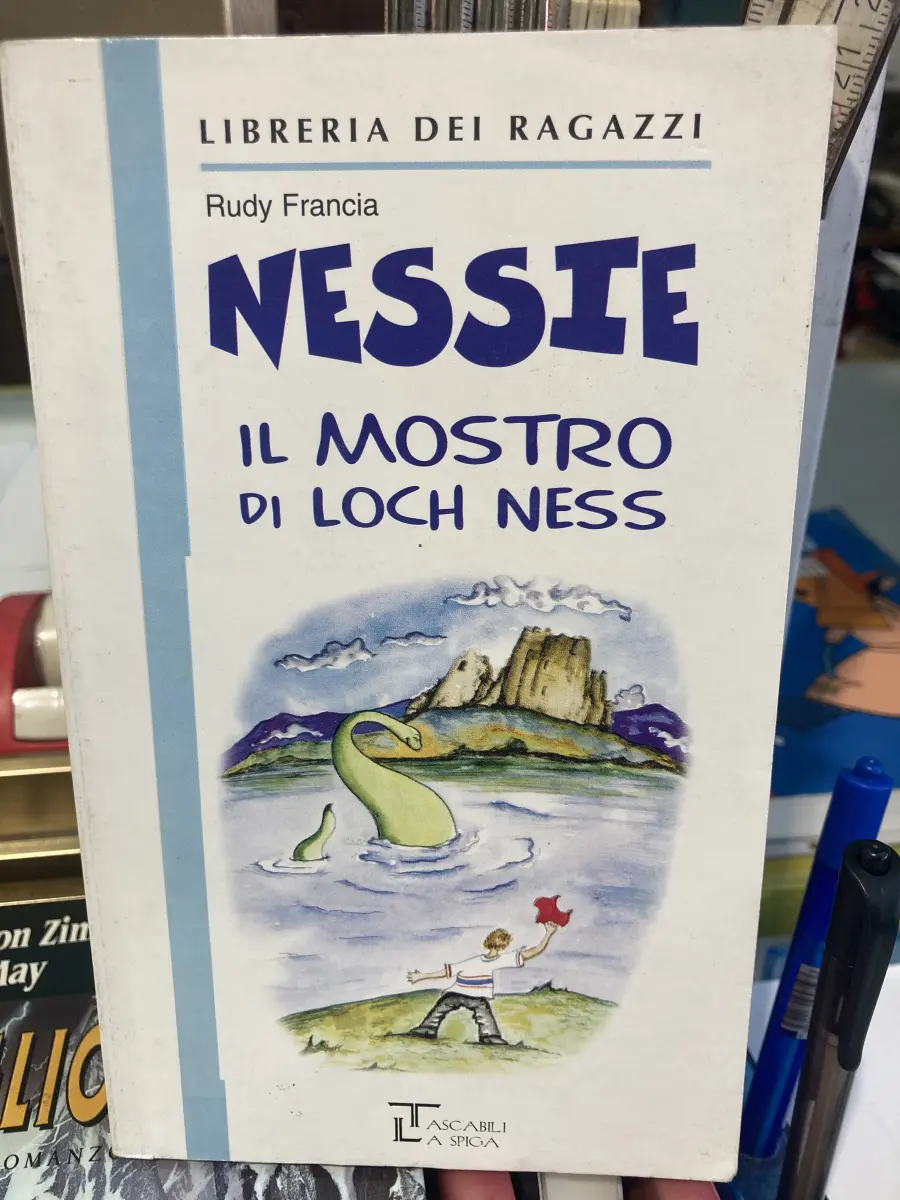 libro Nessie il mostro di loch ness versione integrale