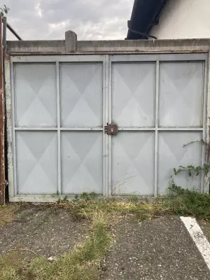 PORTA GARAGE 2 BATTENTI IN FERRO