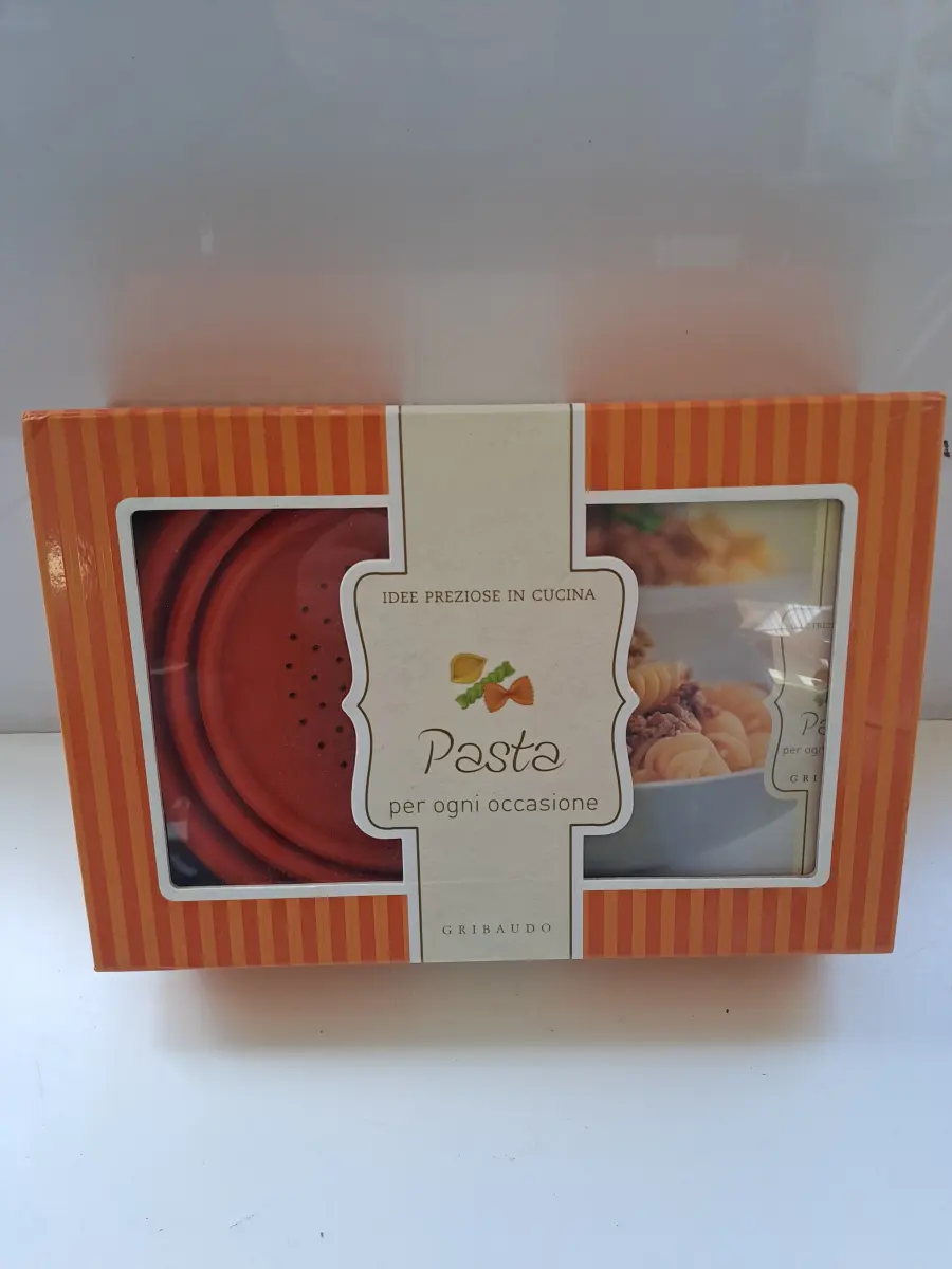scolapasta silicone + libro