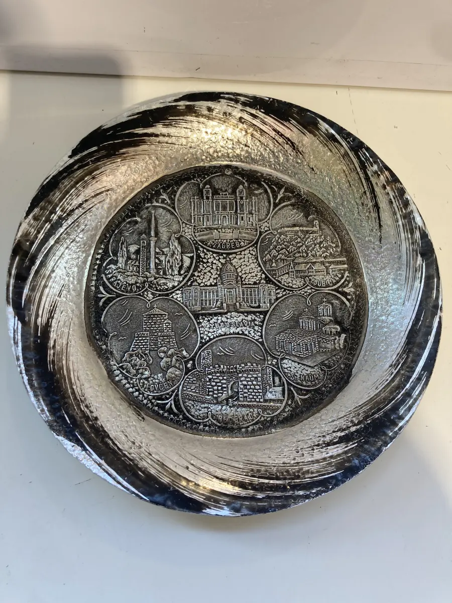 piatto metallo argentato